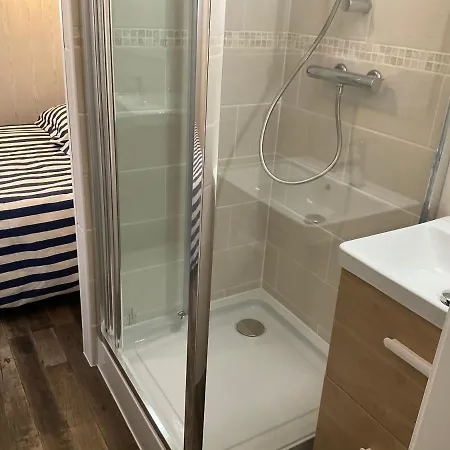 Location Maison Marie La 200m Clim 2 Avec Salle De Bain Parking Prive 생트마리라메르
