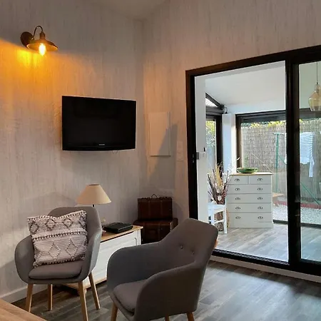 Location Maison Marie La 200m Clim 2 Avec Salle De Bain Parking Prive 펜션